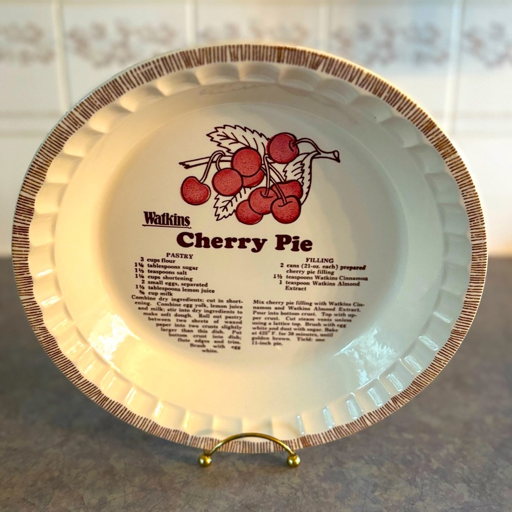 80's Watkins Ceramic Cherry Pie Plate - Ceramic Bakeware - Watkins Collectible